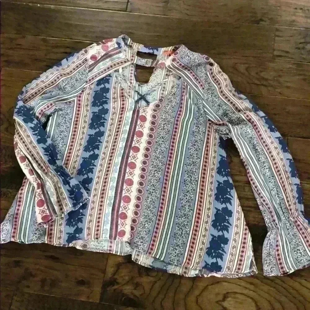 Chelsea & Violet top